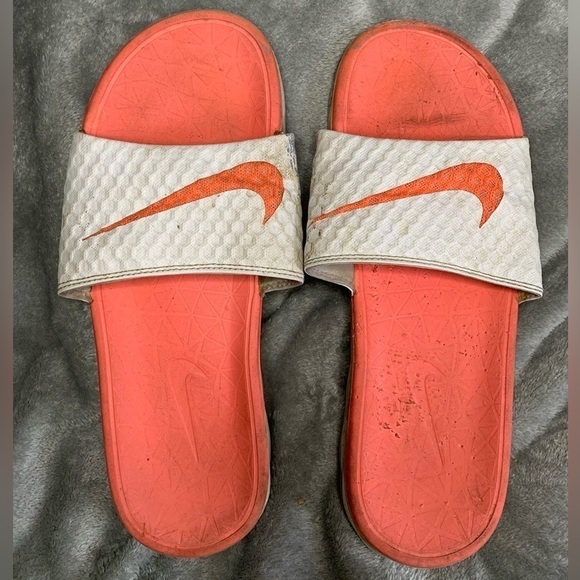 Nike Shoes - Nike Slides